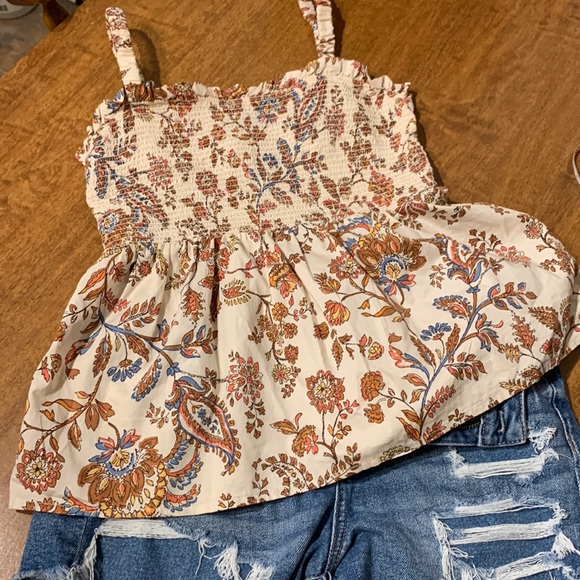 Smocked Baby Doll Tank • Peplum Ruffled Hem • Fall Colors • size Small/Medium - Picture 3 of 15